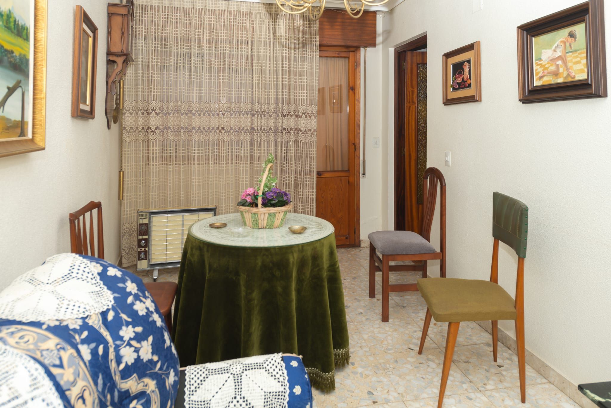 Habitación de Casa o chalet en venta en Medina del Campo con Calefacción, Parquet y Terraza