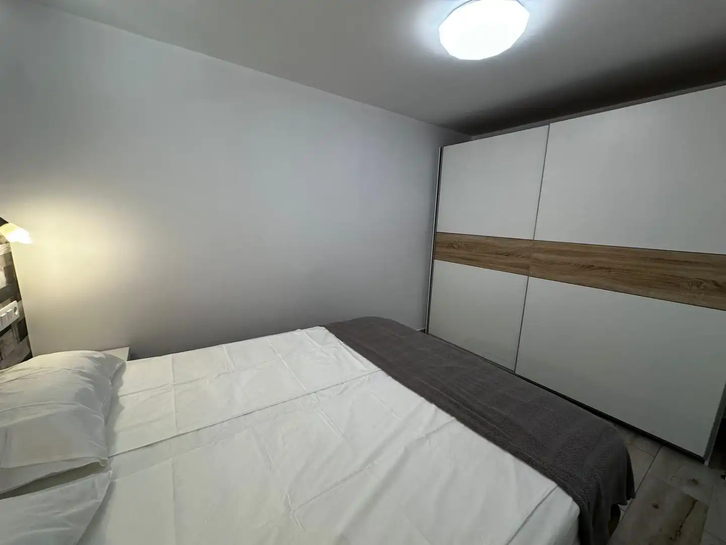 Dormitori de Apartament de lloguer en San Bartolomé de Tirajana amb Calefacció, Moblat i Balcó