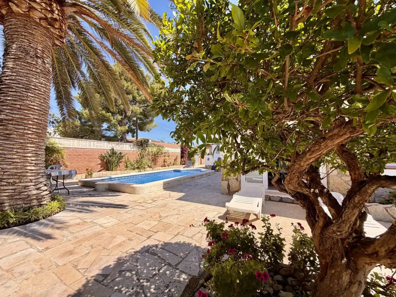Piscina de Casa o xalet en venda en Mont-roig del Camp amb Aire condicionat, Calefacció i Jardí privat