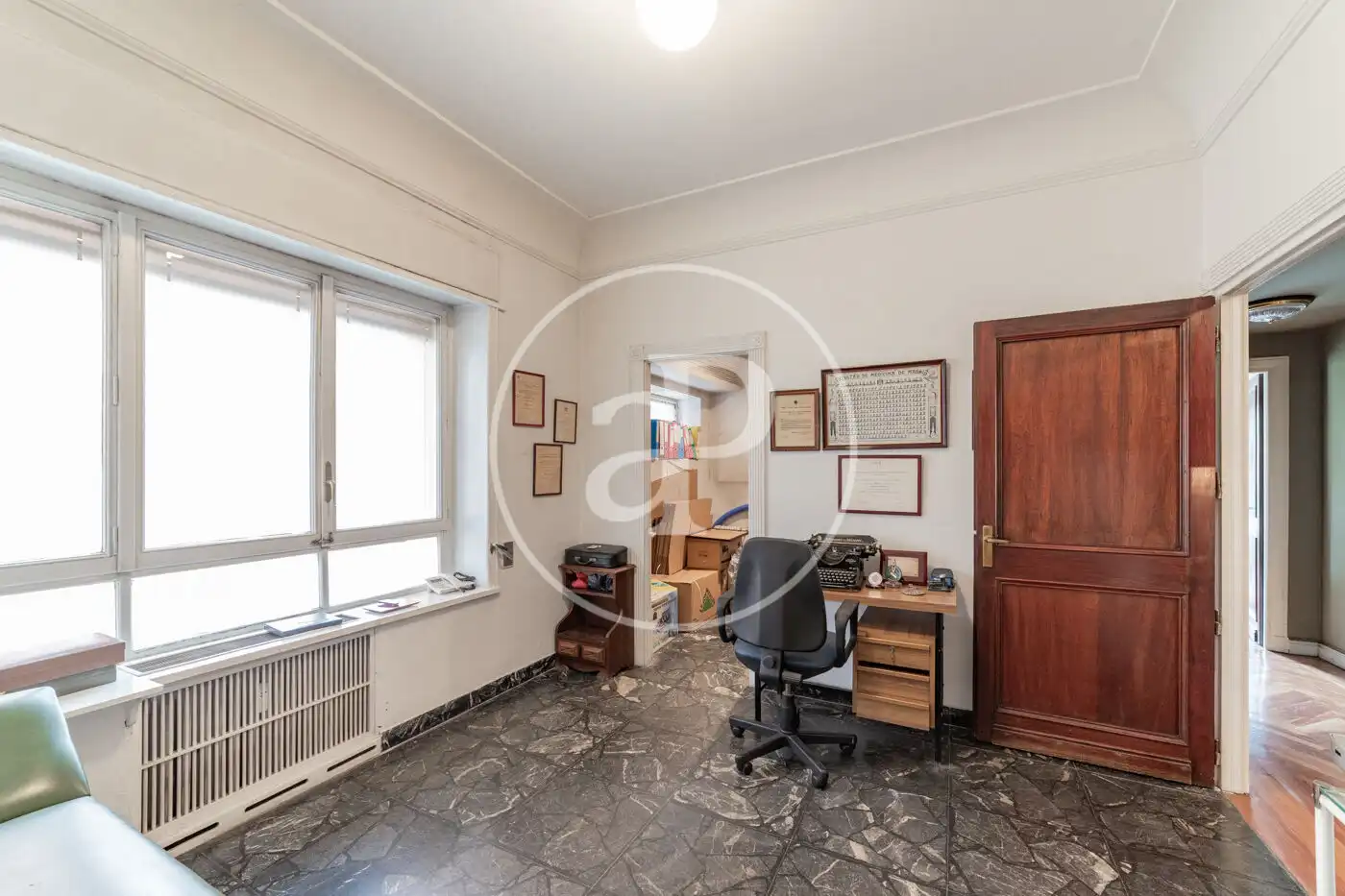 Piso en venta en Madrid con Calefacción, Terraza y Trastero