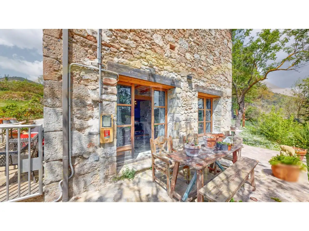 Vista exterior de Finca rústica en venta en Sant Jaume de Frontanyà con Calefacción y Jardín privado