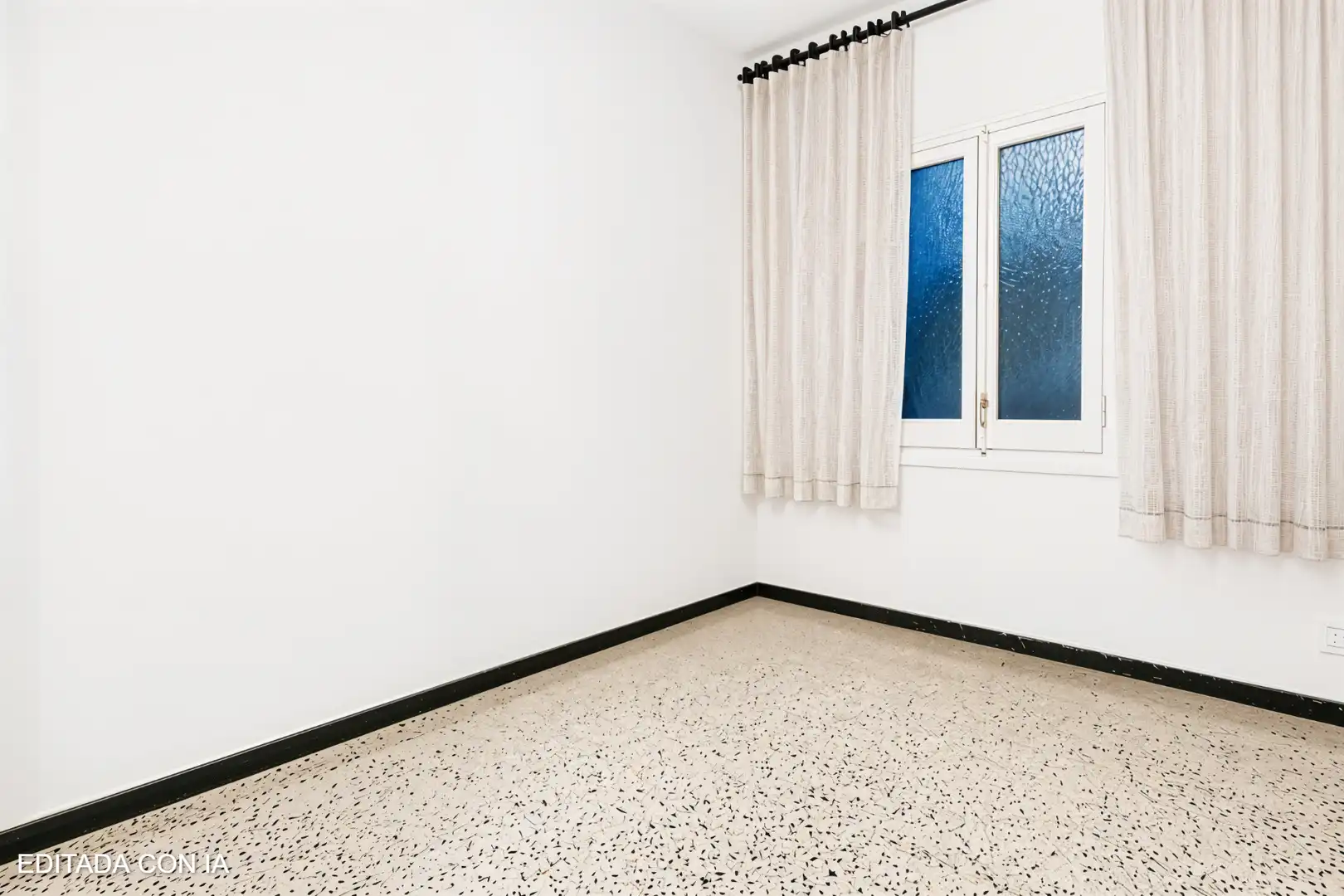 Schlafzimmer von Wohnung zum Verkauf in Barcelona mit Terrasse und Balkon