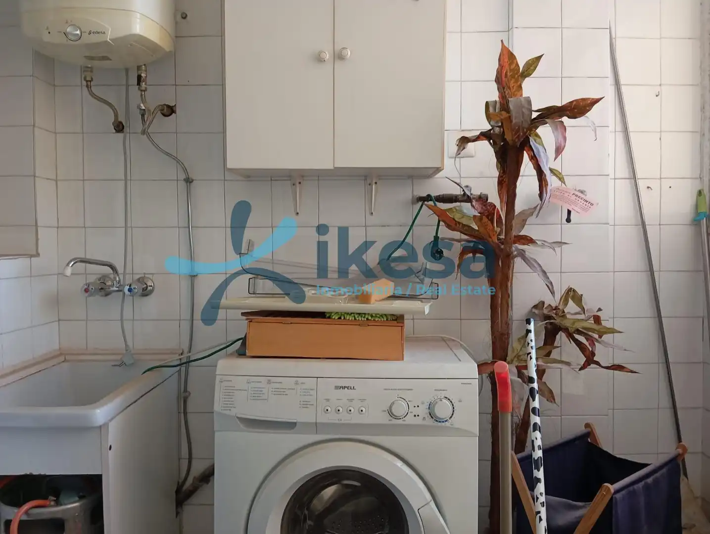 Piso en venta en Angustias - Chana - Encina