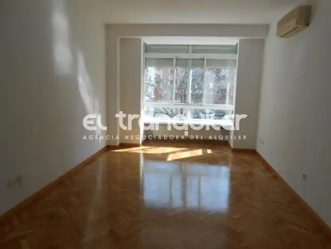 Pis en venda en Madrid amb Aire condicionat, Parquet i Piscina