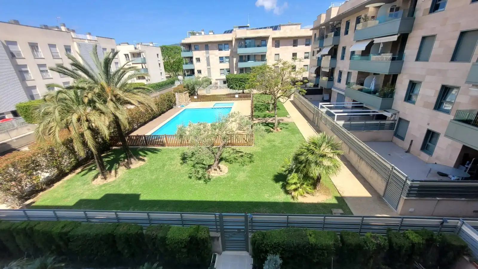 Piscina de Apartament en venda en  Palma de Mallorca amb Traster, Piscina i Piscina comunitària
