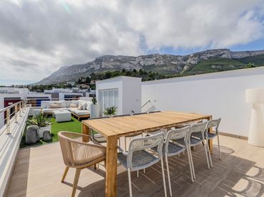 Casa con piscina en venta en El Montgó