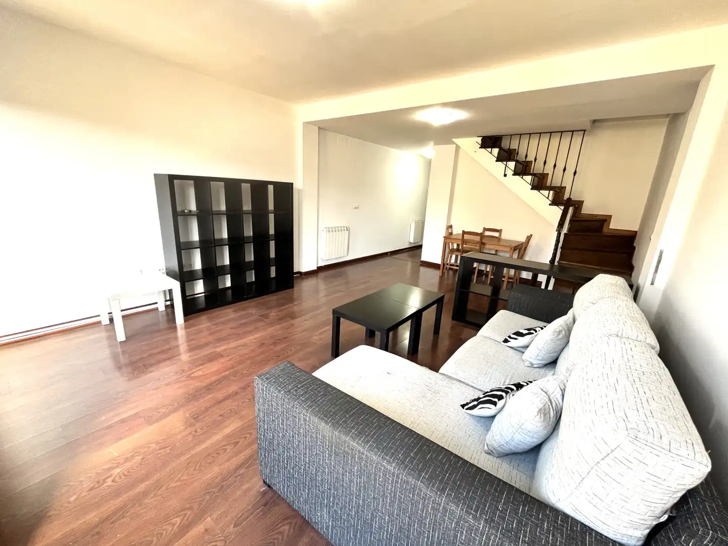 Sala de estar de Dúplex en venta en Illescas con Calefacción, Trastero y Balcón