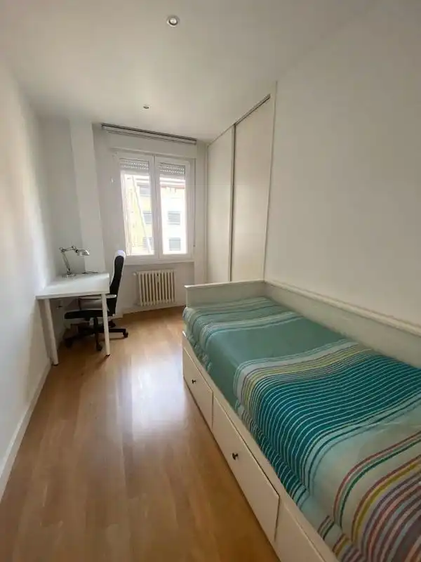 Appartamento con ascensore in affitto a Centro, imagen 9