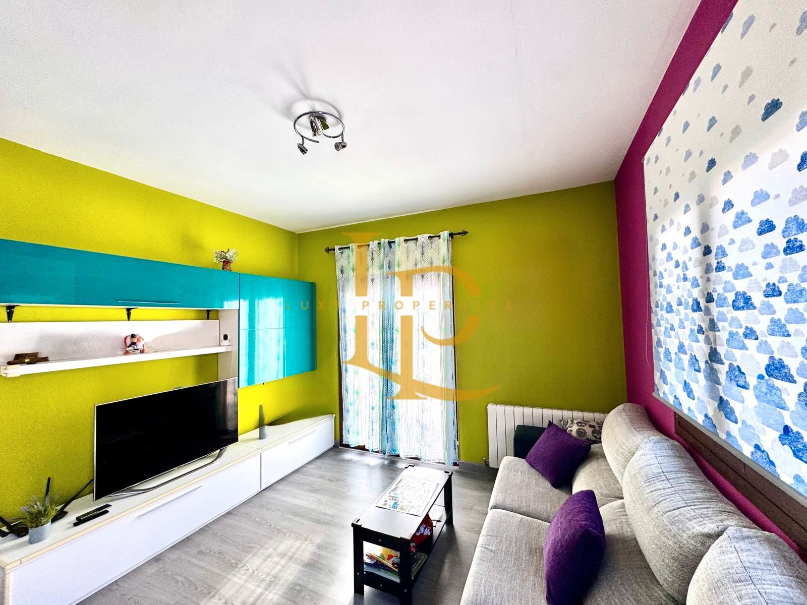 Sala d'estar de Casa o xalet en venda en Castellbisbal amb Aire condicionat, Calefacció i Jardí privat