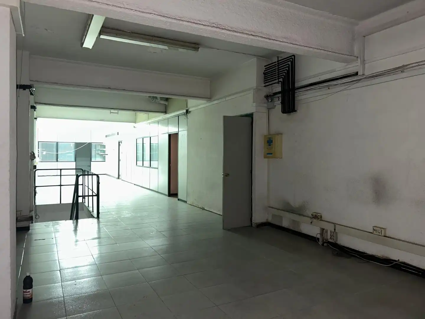 Local comercial de lloguer a Carrer de la Sardana 4, imagen 2