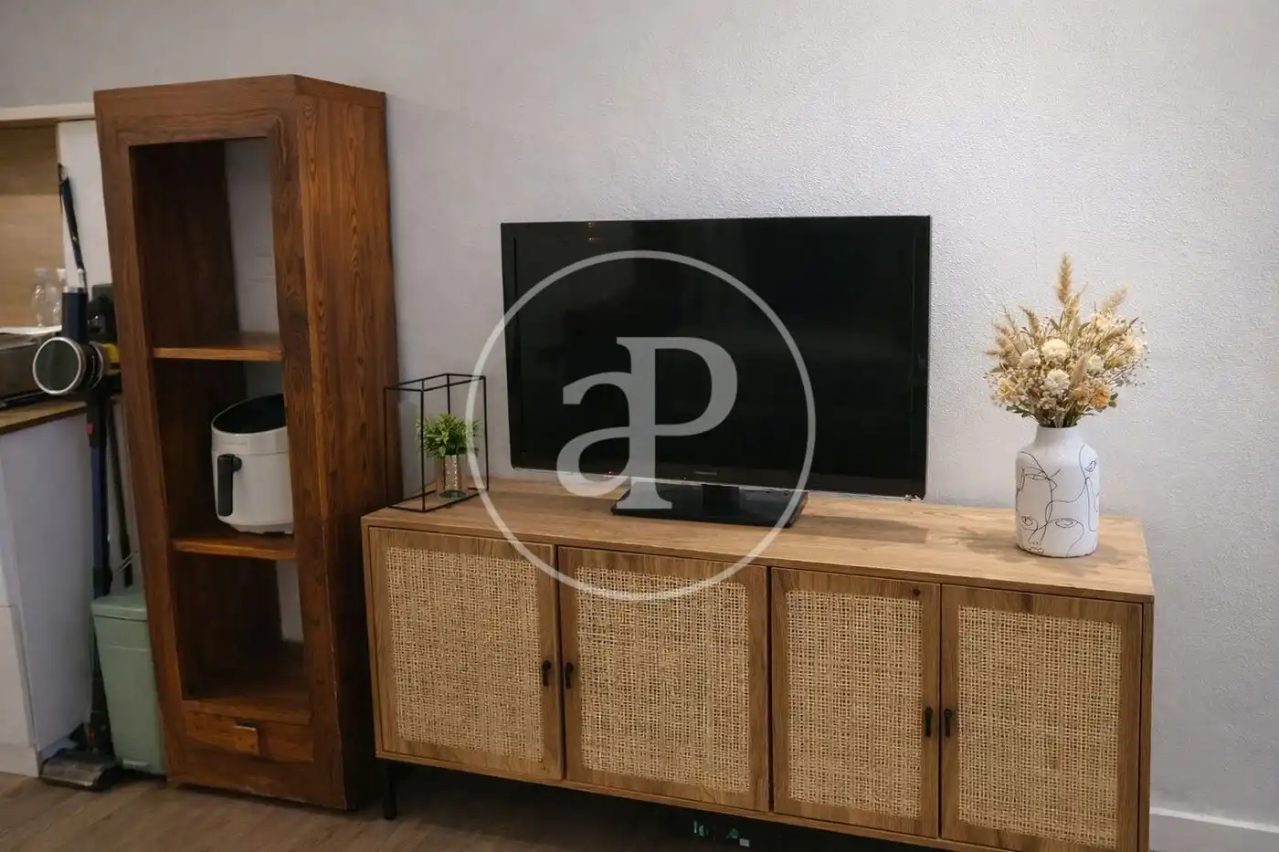 Sala d'estar de Pis de lloguer en Valencia amb Aire condicionat, Calefacció i Terrassa