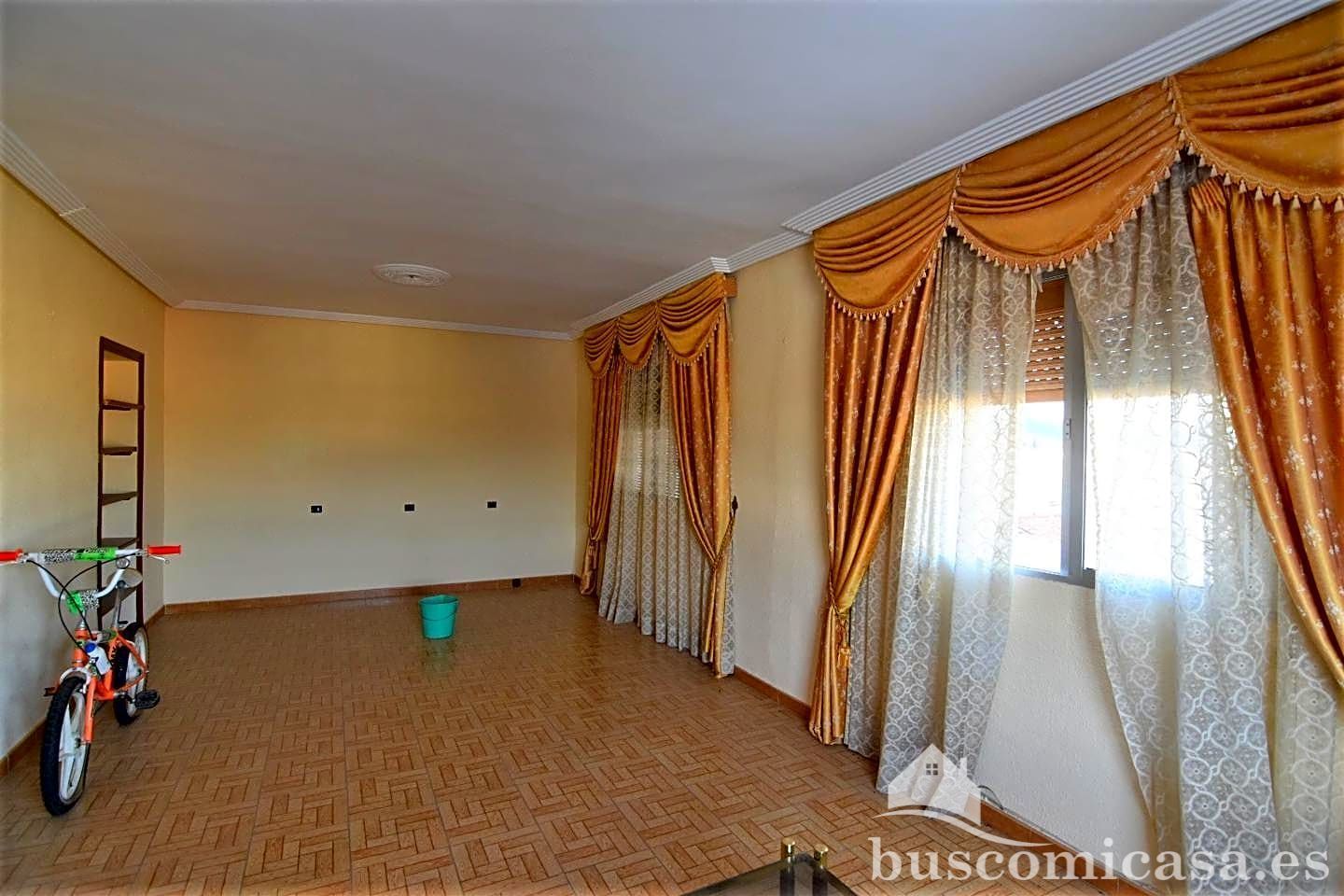 Living room of Flat for sale in Linares  with Terrace, Storage room and Balcony