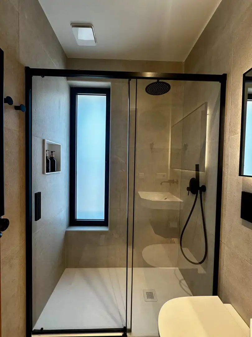Baño de Casa o chalet en venta en Ribadesella con Aire acondicionado, Calefacción y Jardín privado