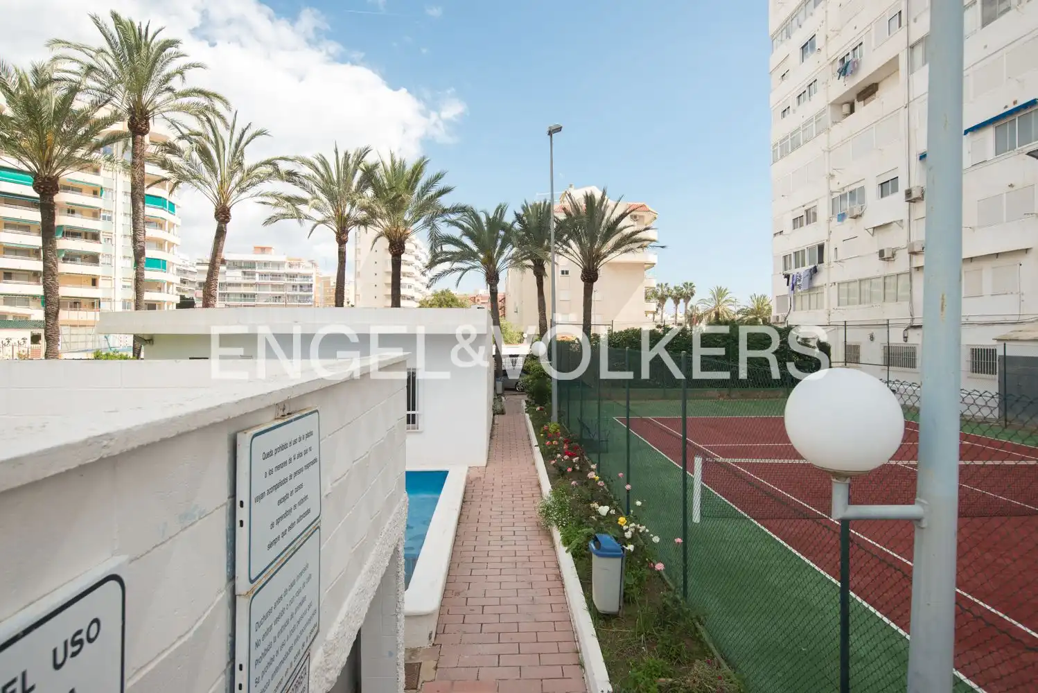 Piso con terraza en alquiler en Avinguda Neptuno, imagen 46