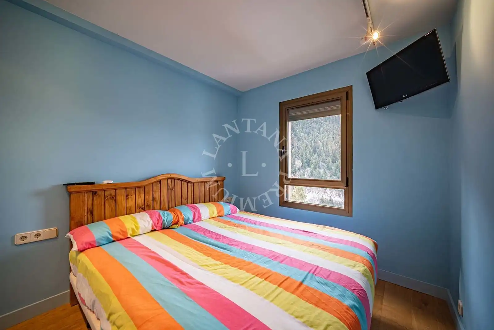 Bedroom of Flat for sale in Naut Aran  with Heating, Parquet flooring and Storage room