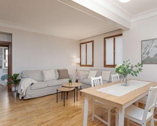 Living room of Apartment to share in Donostia - San Sebastián   with Air Conditioner, Heating and Terrace