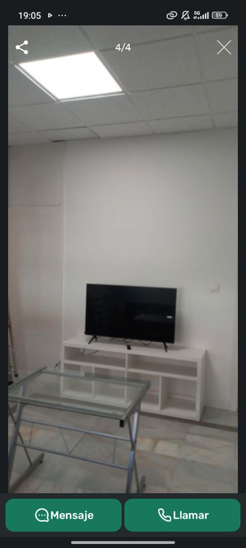 Sala d'estar de Estudi de lloguer en  Granada Capital amb Moblat