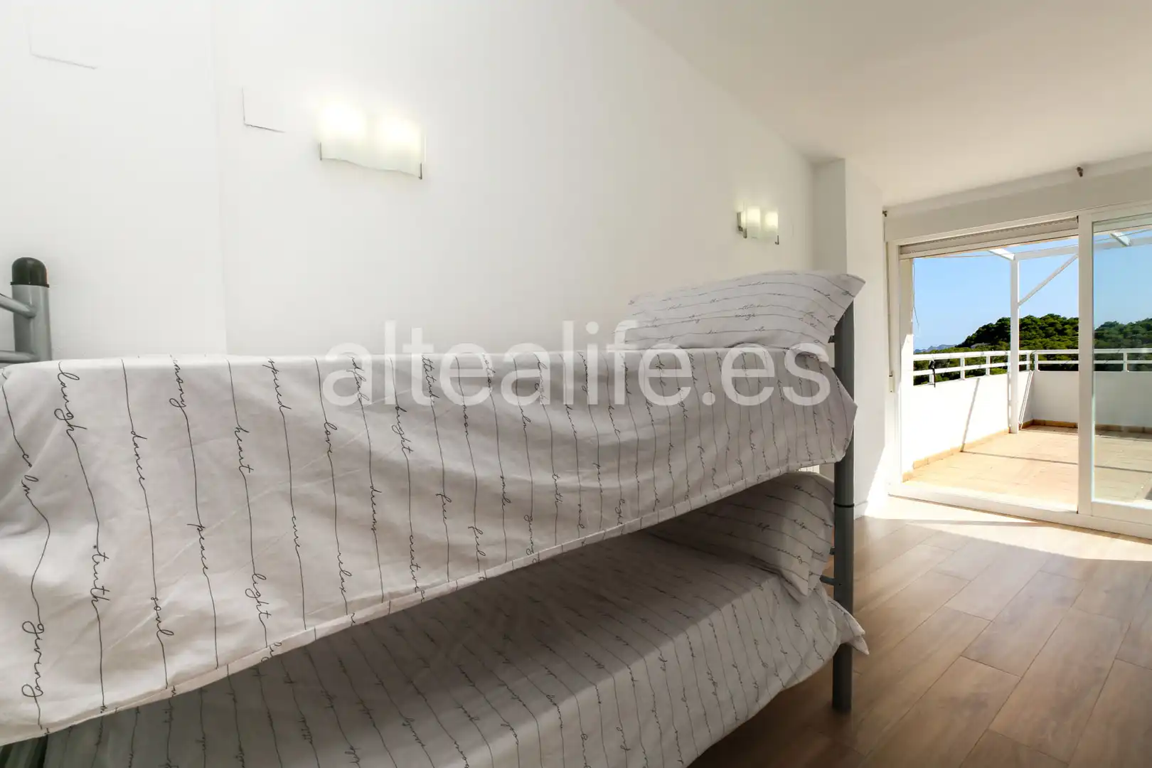 Schlafzimmer von Wohnungen zur Miete in Altea mit Klimaanlage, Heizung und Terrasse