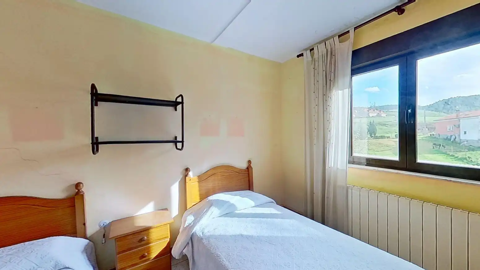 Schlafzimmer von Haus oder Chalet zum Verkauf in Polanco mit Heizung, Privatgarten und Terrasse