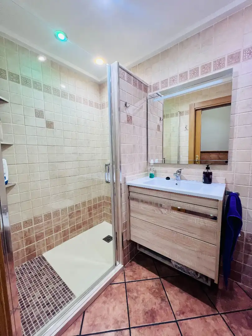 Baño de Piso en venta en Petrer con Calefacción y Balcón