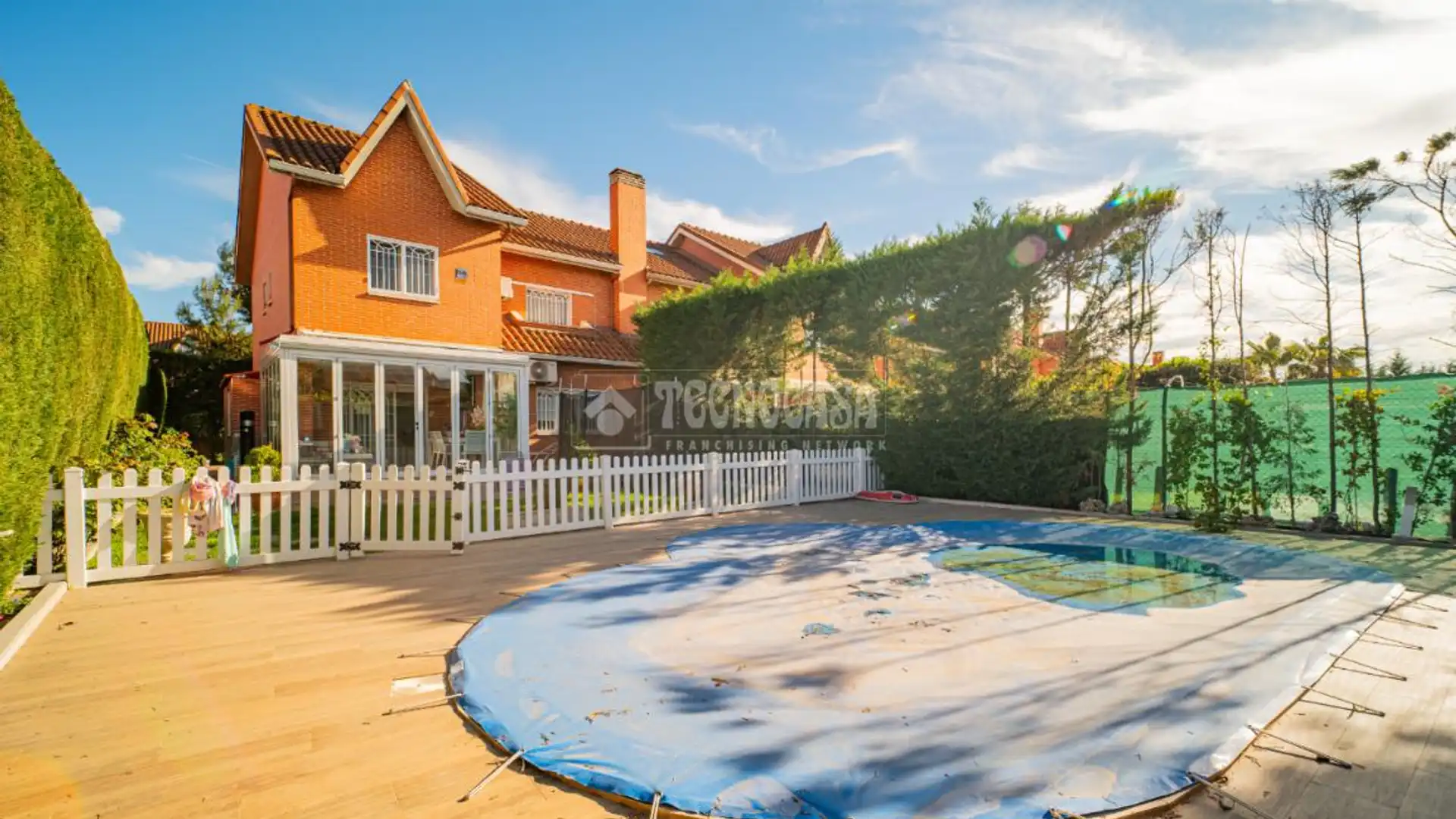 Single-family semi-detached for sale in Urbanizaciones