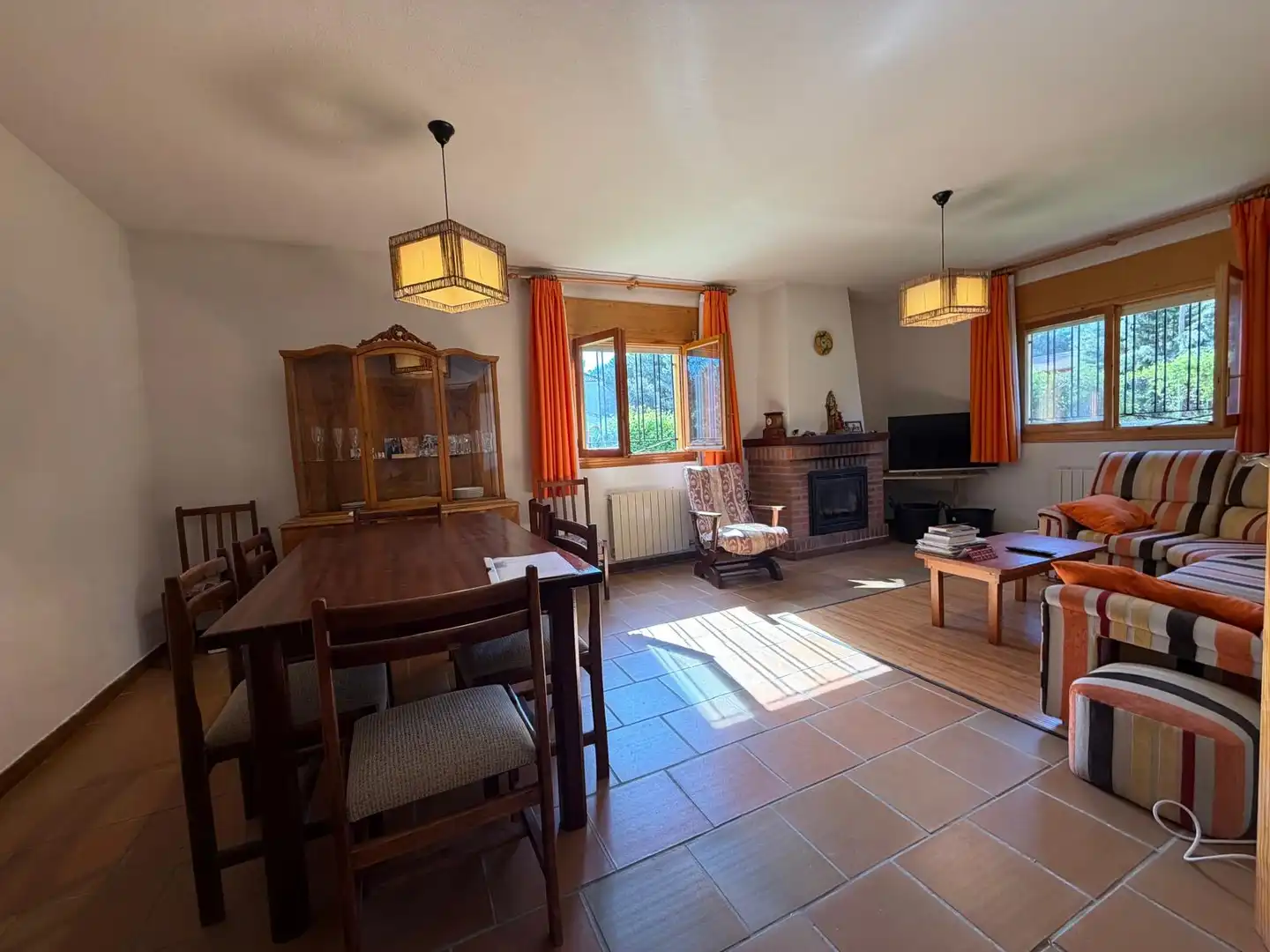 Sala de estar de Casa o chalet en venta en Marugán con Calefacción, Jardín privado y Amueblado