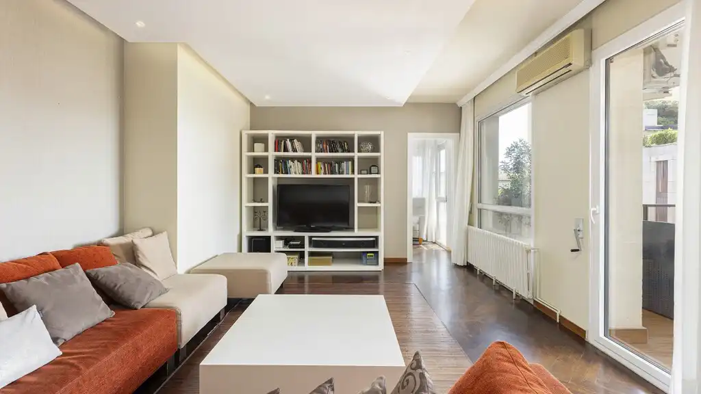 Sala de estar de Apartamento en venta en Barcelona con Aire acondicionado, Parquet y Terraza