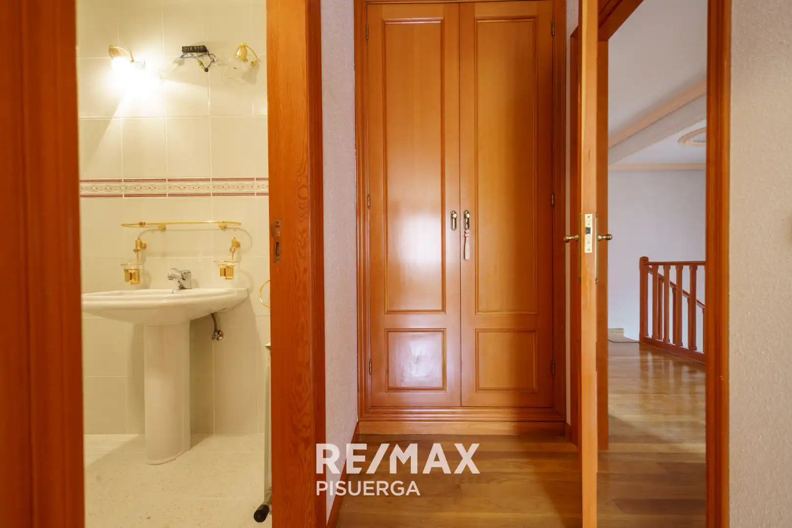 Chalet con jardín en venta en Calle Castilla y León 1, imagen 49