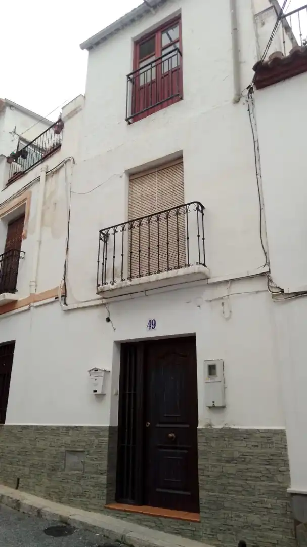 Casa amb terrassa en venda a Cádiar