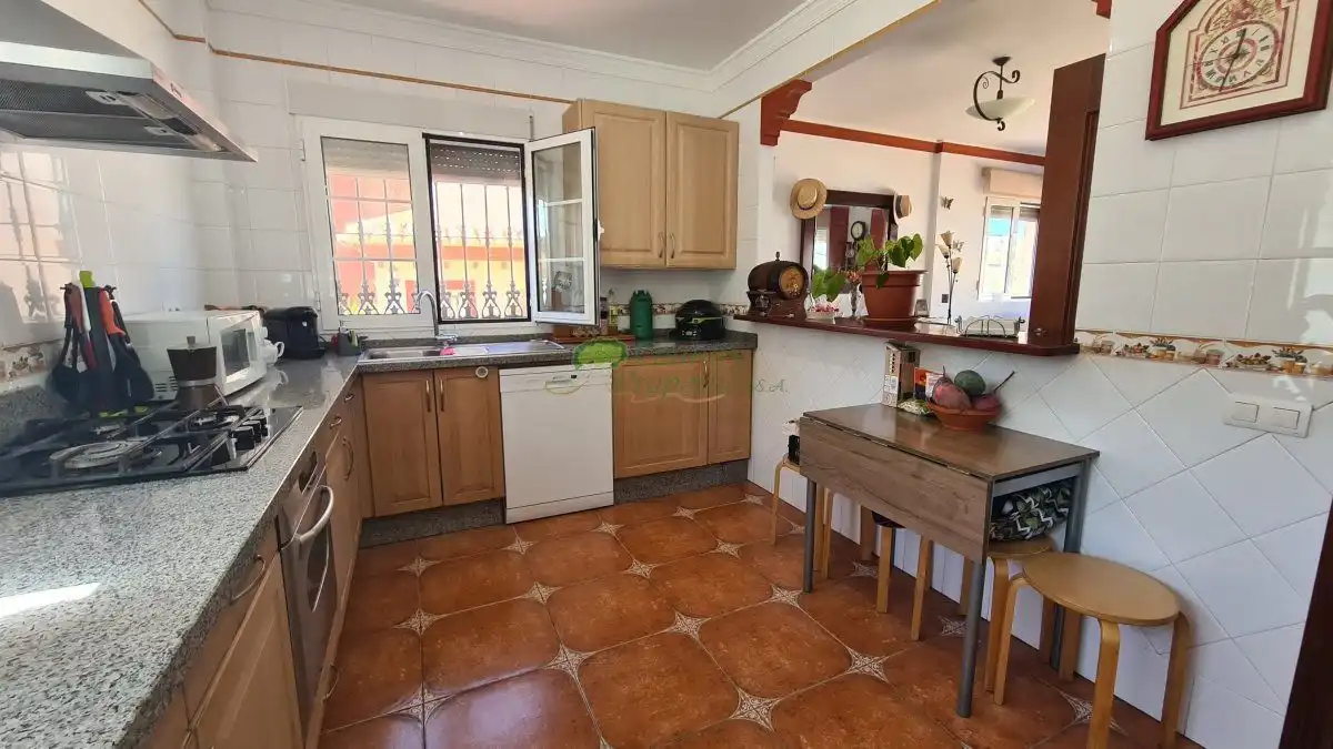 Kitchen of Houses for sale in Canillas de Albaida  with Air Conditioner, Terrace and Storage room