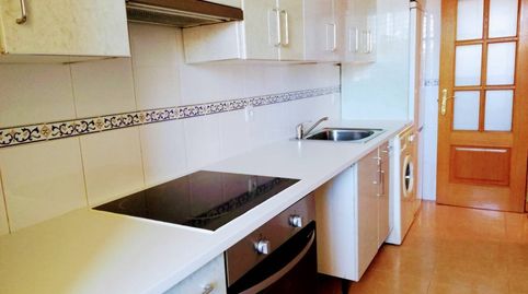 Foto 4 de Piso en venta en Camino Villalonquejar, Barriada Yagüe, Burgos Capital