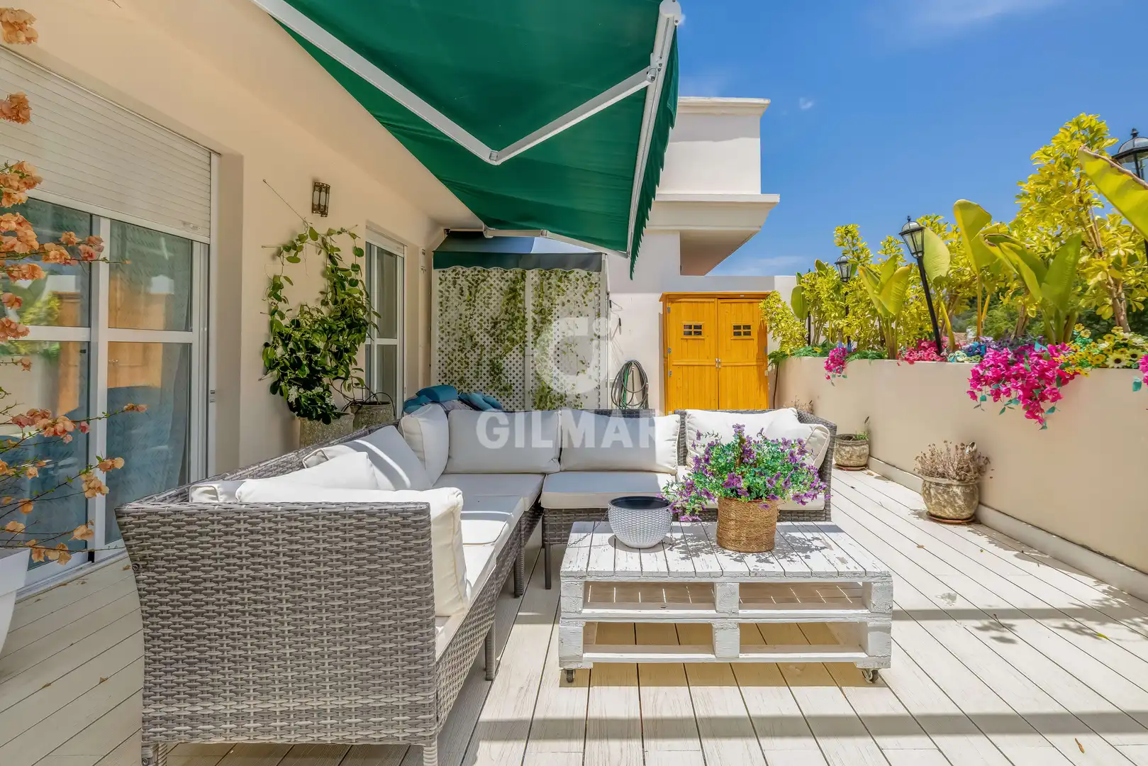 Terrace of Apartments for sale in Marbella  with Heating, Swimming Pool and Furnished