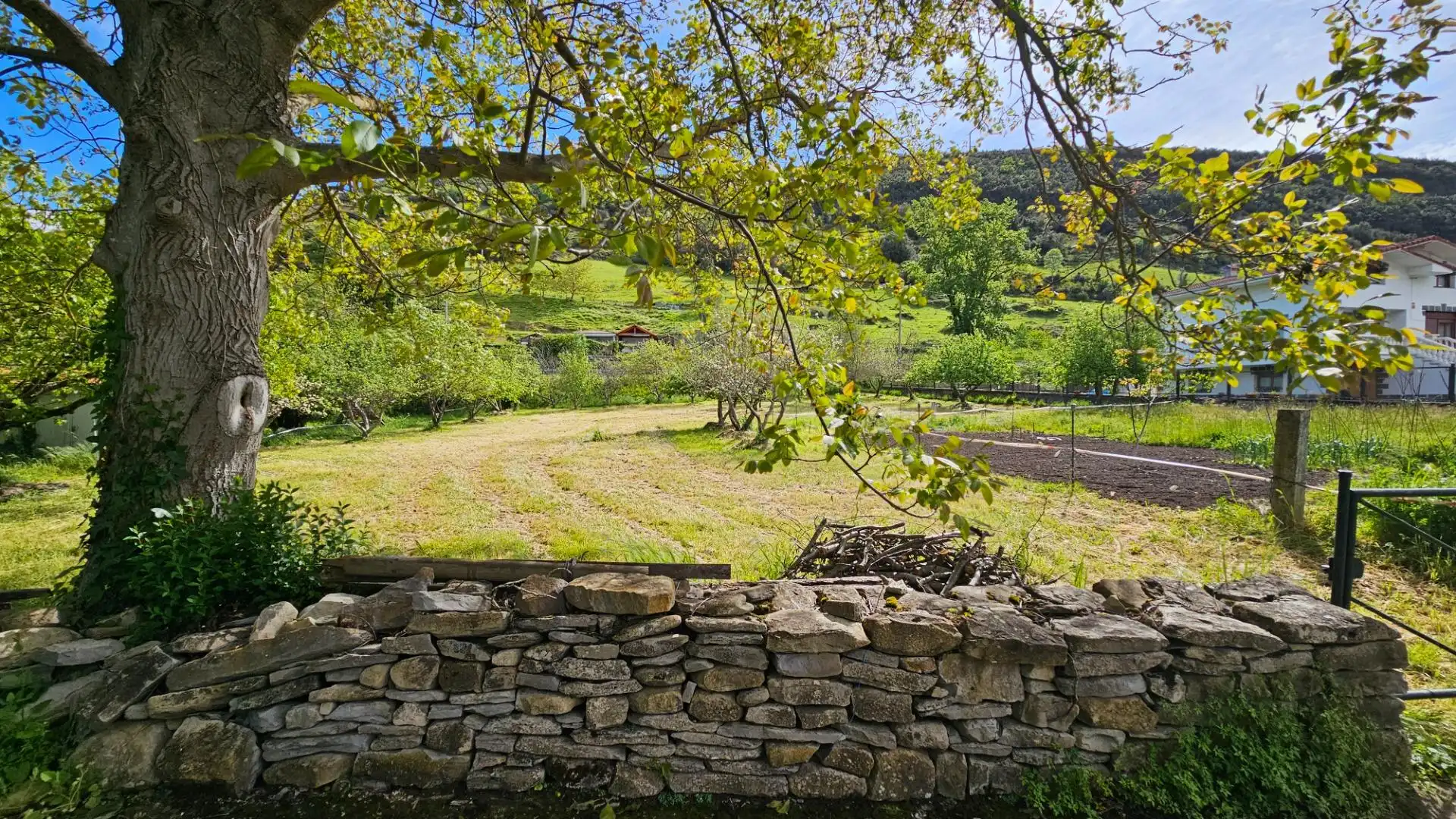 Garten von Residential zum Verkauf in Valle de Mena