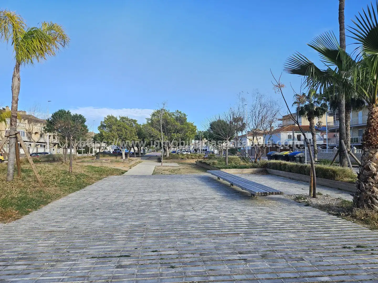 Vista exterior de Pis en venda en Santa Pola amb Terrassa i TV