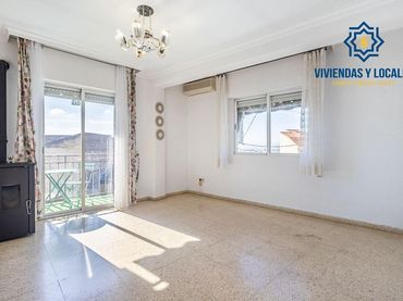 Appartement avec balcon à vendre à Calle JUMILLA 1