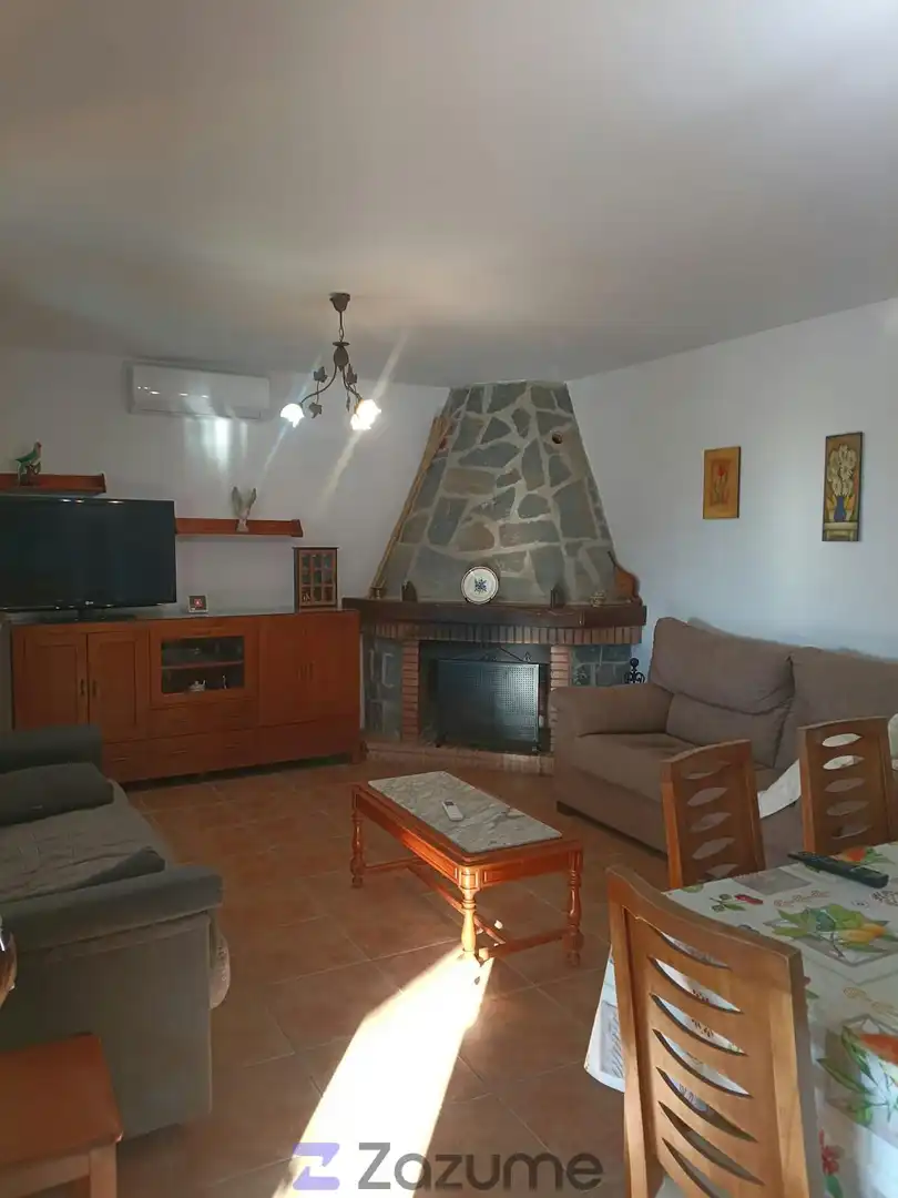 Houses for rent in Vélez-Málaga, Málaga