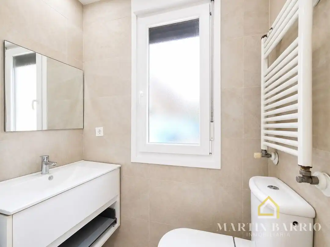 Flat with terrace for sale in Miguel de Cervantes Kalea, imagen 15