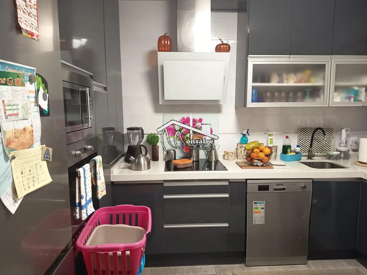 Cocina de Casa adosada en venta en Yeles con Aire acondicionado, Calefacción y Jardín privado