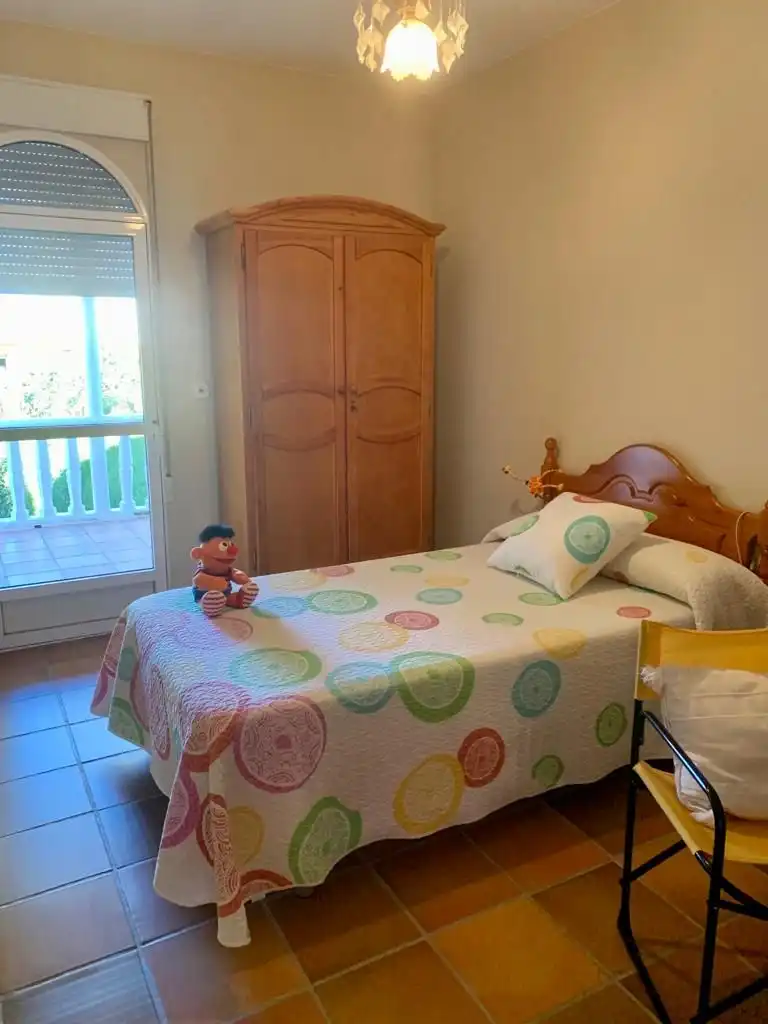 Habitación de Casa o chalet en venta en Úbeda con Jardín privado, Piscina y Balcón