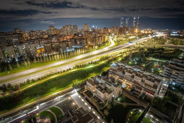Piso en Alquiler en Calle Calle de Dulce Chacón, 25 en Virgen del Cortijo - Manoteras
