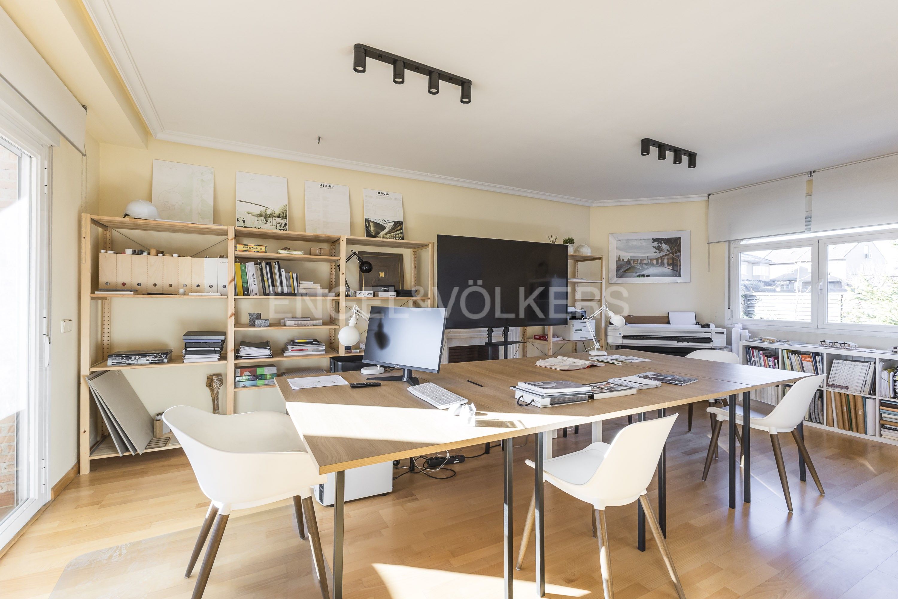 House or chalet for sale in  Madrid Capital  with Air Conditioner, Heating and Private garden