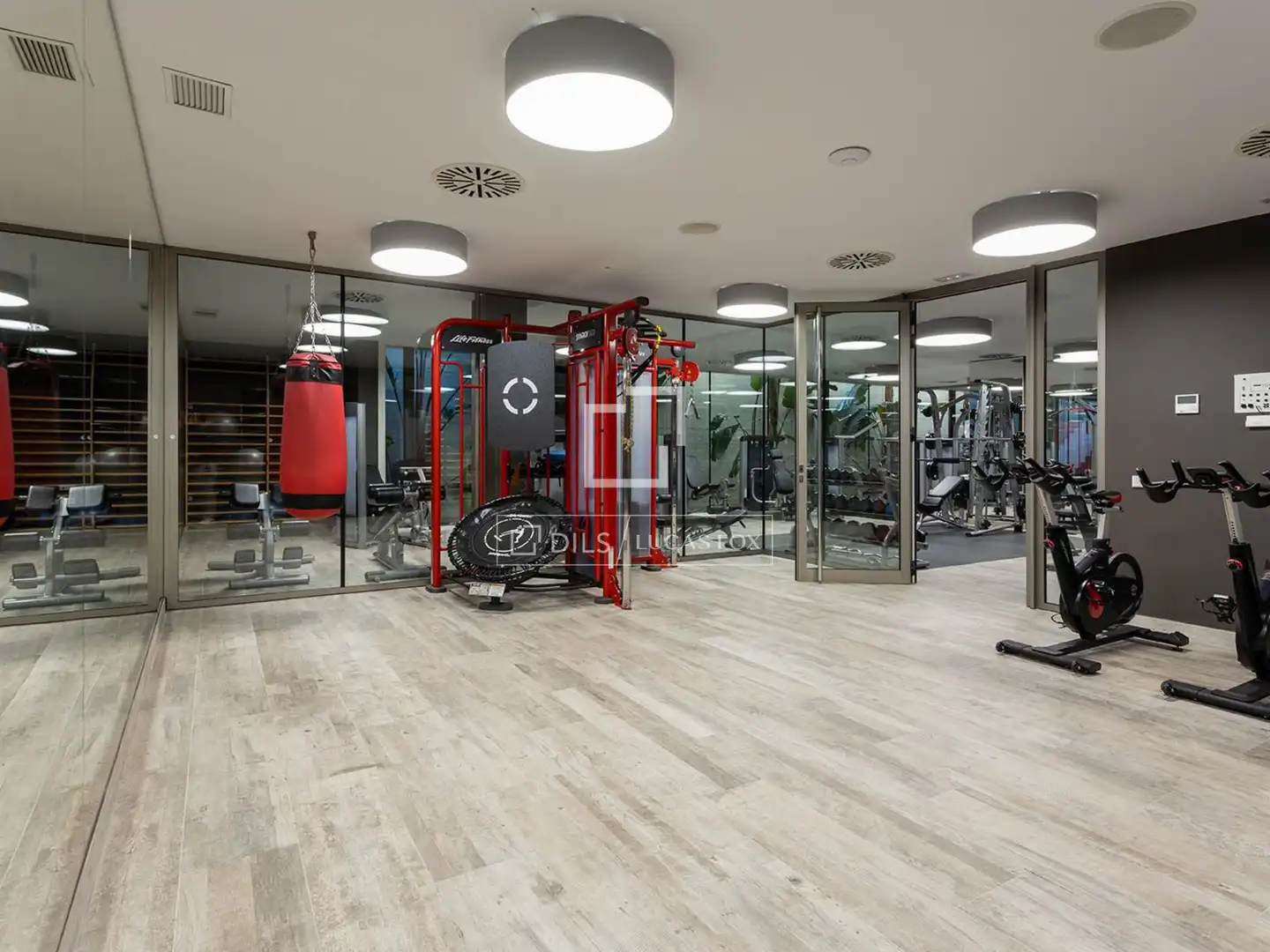 Piso en venta en Barcelona con Aire acondicionado, Calefacción y Terraza