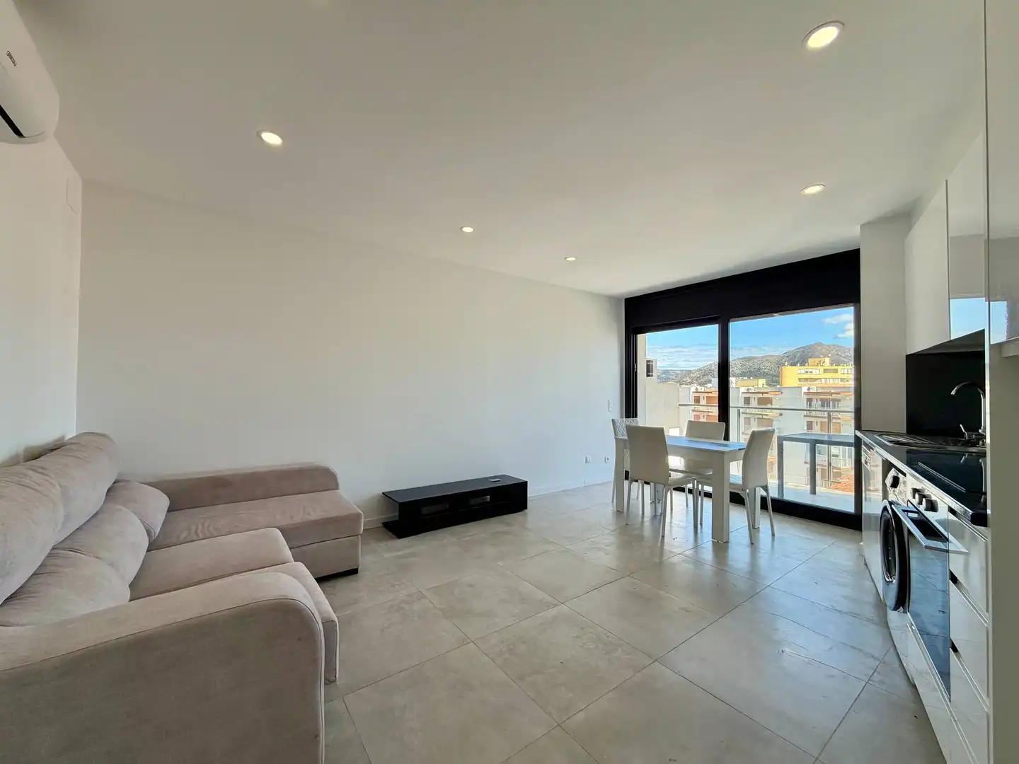 Attique avec ascenseur à vendre à Carrer DE LA PUNTA DE LLEVANT, imagen 3