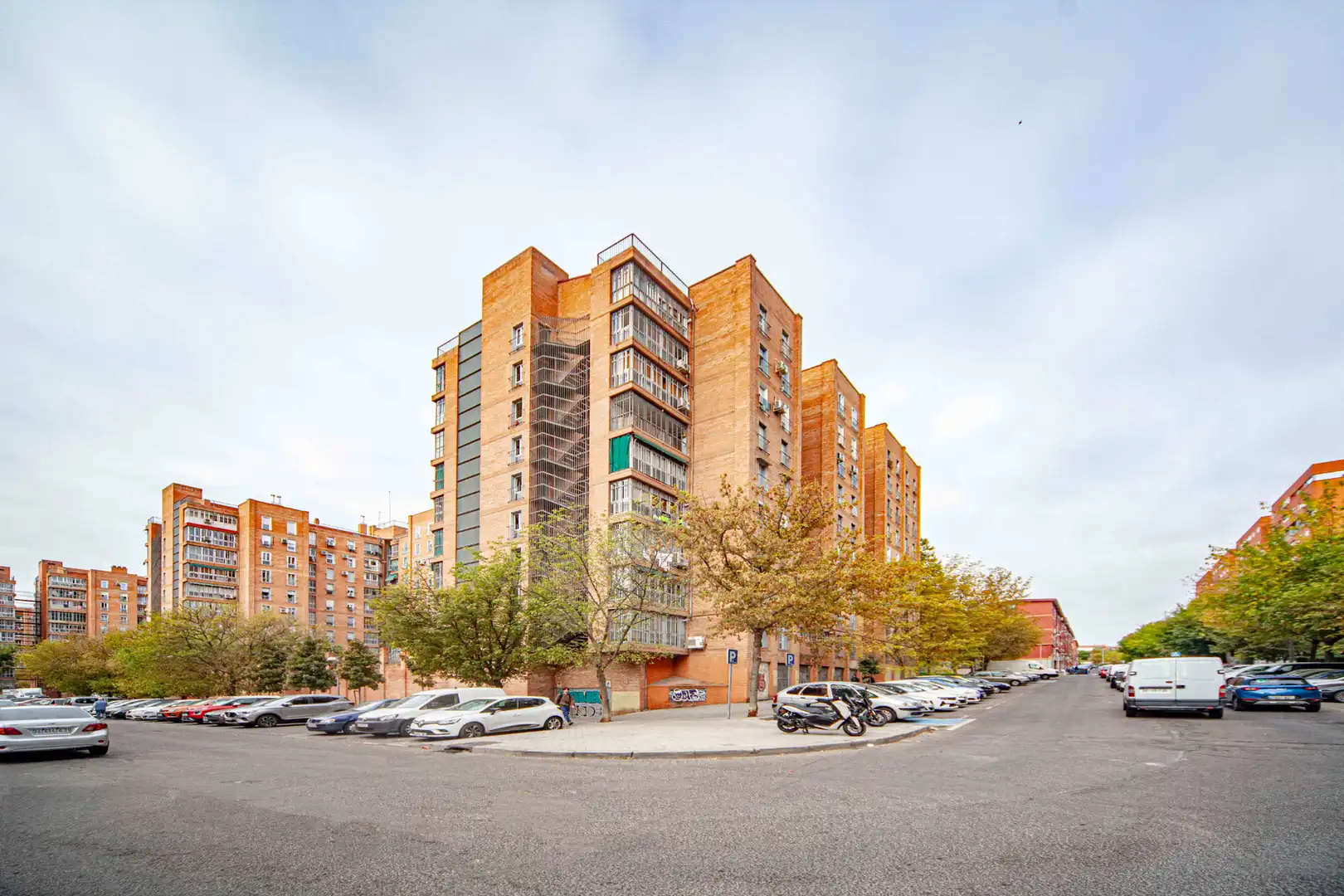 Exterior view of Flat for sale in Madrid  with Air Conditioner, Heating and Parquet flooring