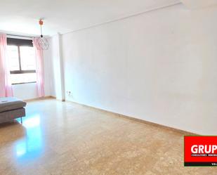 Living room of Duplex for sale in Torrent  with Air Conditioner, Heating and Terrace