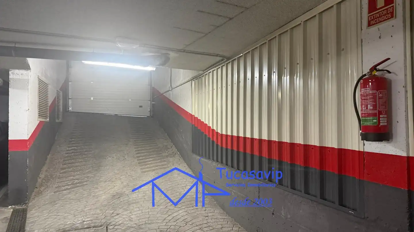 Parkplatz von Wohnung zum Verkauf in El Tiemblo  mit Balkon