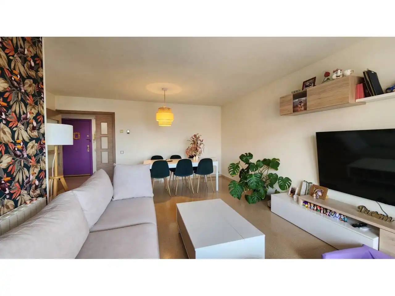 Sala de estar de Piso en venta en Terrassa con Aire acondicionado, Calefacción y Trastero