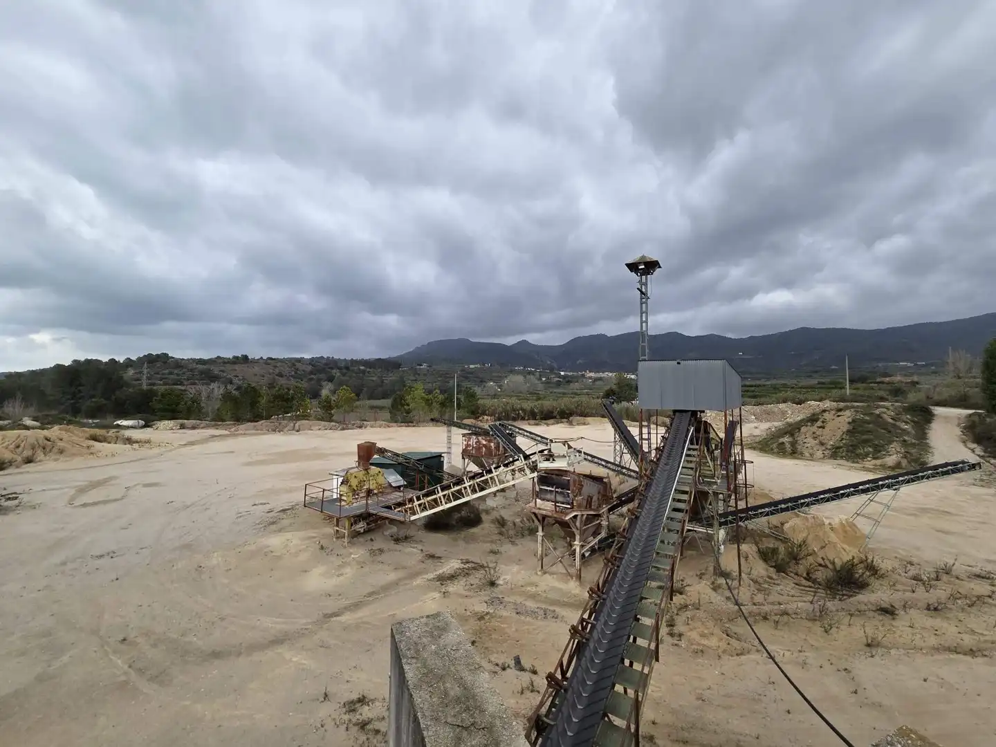 Vista exterior de Nave industrial en venta en Salem