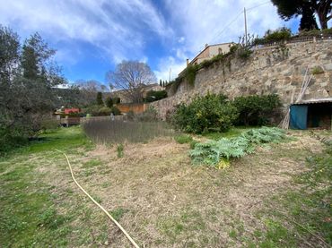Wohnbaugrundstück zum Verkauf in Carrer RIERA COMA FOSCA