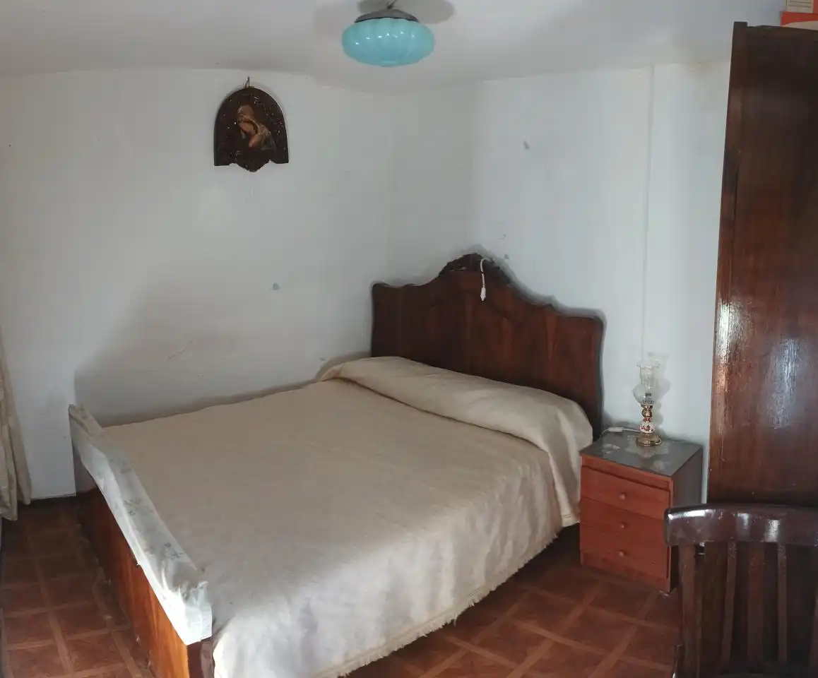 Habitación de Casa o chalet en venta en Torrijo de la Cañada con Amueblado y Balcón